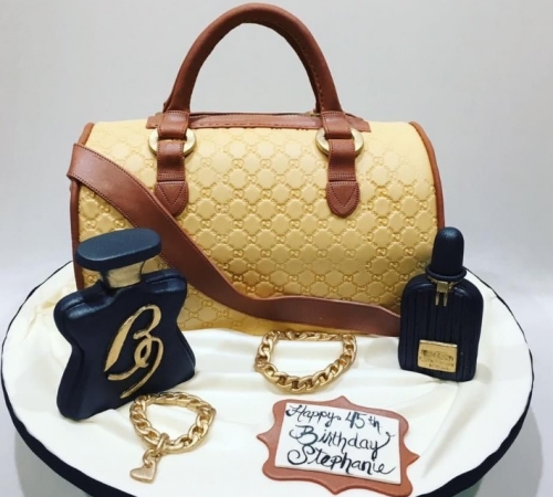 purse cake