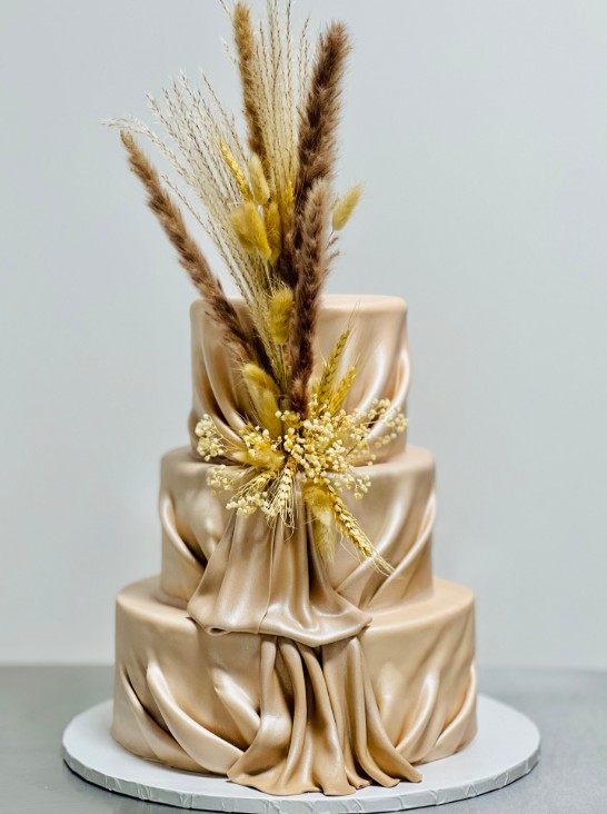 wedding cake october 25 – 2