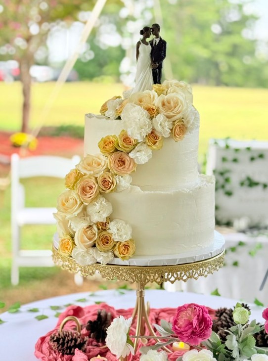 wedding cake october 25