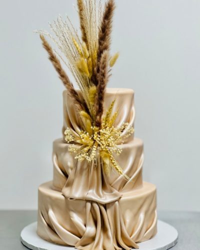 wedding cake october 25 - 2